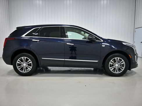 Used 2021 Cadillac XT5 Premium Luxury AWD/4WD image 38