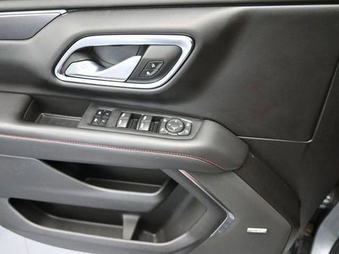 Used 2023 Chevrolet Suburban RST w/ Sport Performance Package image 40