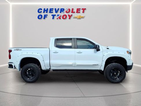 New 2026 Chevrolet Silverado 1500 RST AWD/4WD image 10