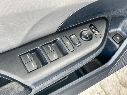 Used 2020 Honda Civic LX image 25