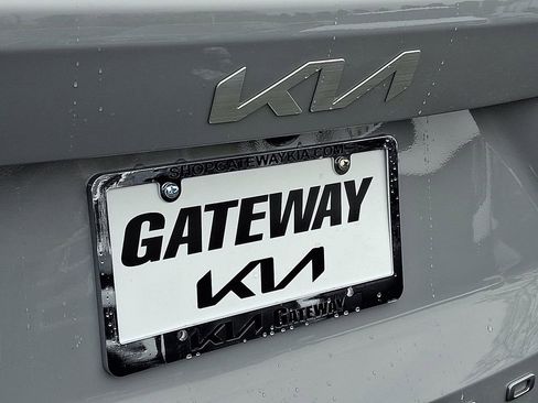 Used 2022 Kia Sorento SX image 34