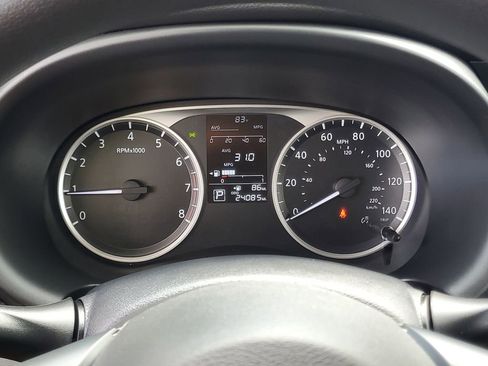 Certified 2023 Nissan Kicks S FWD image 22
