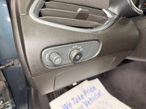 Used 2019 Chevrolet Malibu LT FWD image 15