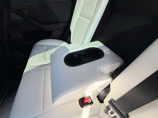 Used 2023 Tesla Model Y Long Range AWD/4WD image 17