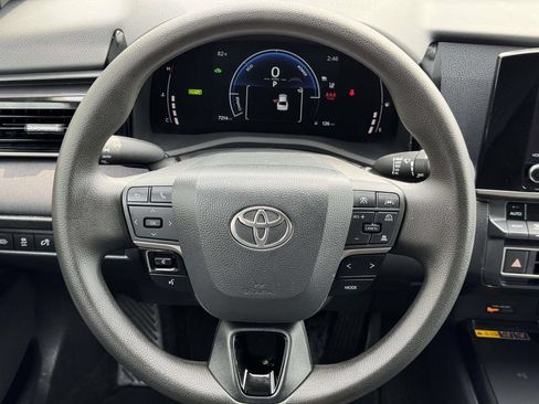 Used 2026 Toyota Camry LE FWD image 10