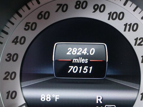 Used 2013 Mercedes-Benz GLK 350 2WD image 16