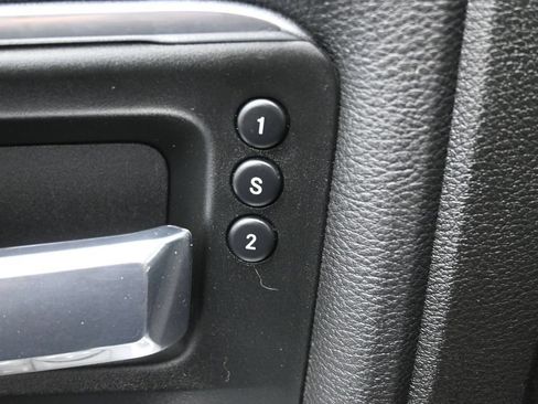 Used 2020 RAM 3500 Laramie AWD/4WD image 13