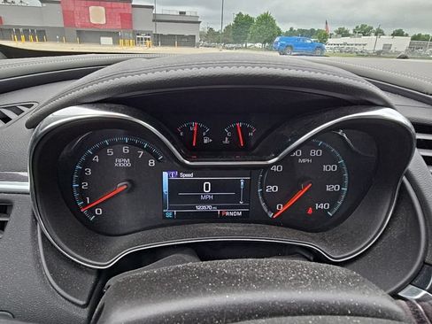 Used 2019 Chevrolet Impala LT w/ Sunroof and Spoiler Package FWD image 16