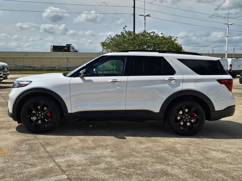 Used 2023 Ford Explorer ST w/ Equipment Group 401A image 7