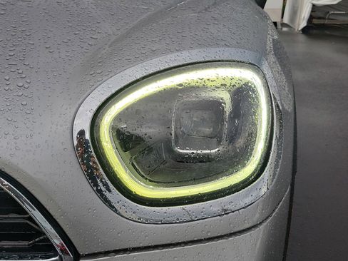 Used 2024 MINI Cooper Countryman S w/ Signature Upholstery Package image 10