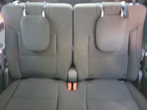 Used 2022 Ford Explorer XLT RWD image 8