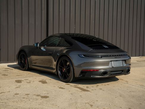 Used 2024 Porsche 911 Carrera GTS image 3