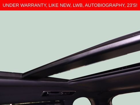 Used 2024 Land Rover Range Rover Long Wheelbase Autobiography image 29