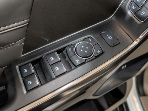 Used 2025 Ford F450 Platinum w/ Platinum Plus Package image 20