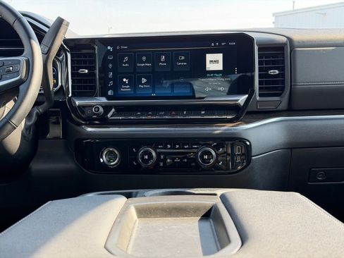 Used 2024 Chevrolet Silverado 1500 LT image 23