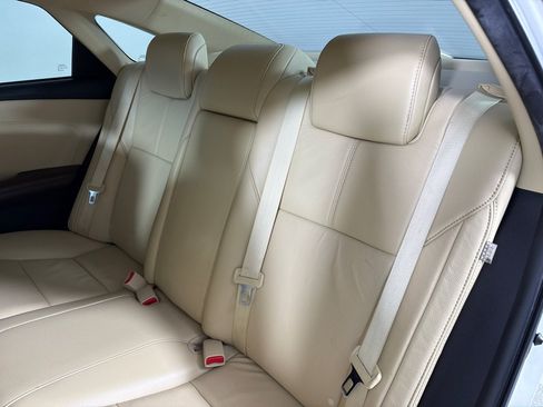 Used 2016 Toyota Avalon XLE Premium FWD image 21