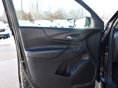 Used 2020 Chevrolet Equinox LT w/ Midnight Edition image 22