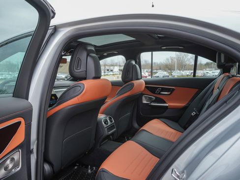 New 2026 Mercedes-Benz C 300 4MATIC Sedan image 29
