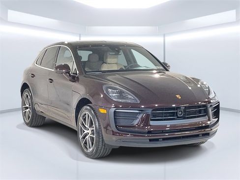 New 2026 Porsche Macan image 9