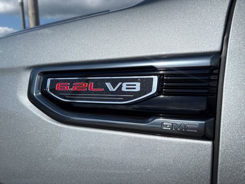 New 2026 GMC Sierra 1500 AT4 w/ AT4 Premium Package AWD/4WD image 11