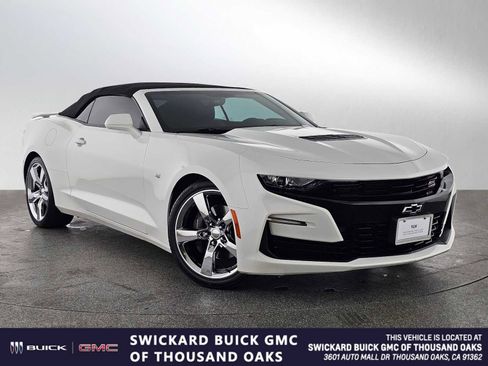 Used 2019 Chevrolet Camaro SS RWD image 1
