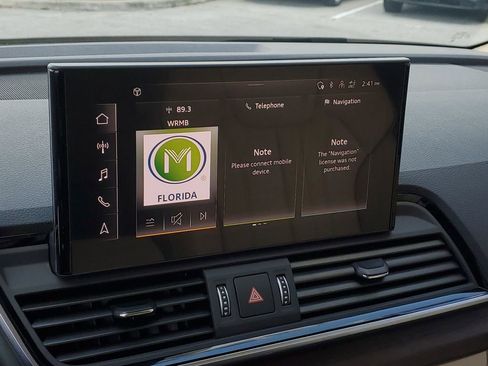 Certified 2024 Audi Q5 2.0T Premium w/ Convenience Package image 12