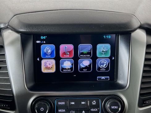 Used 2019 Chevrolet Suburban LT image 15