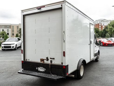 Used 2022 Ford Transit 350 DRW RWD image 23