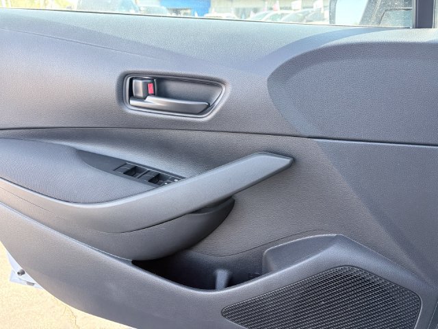 Used 2026 Toyota Corolla LE FWD image 12
