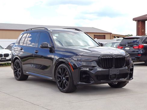 Used 2020 BMW X7 M50i w/ Dynamic Handling Package AWD/4WD image 9
