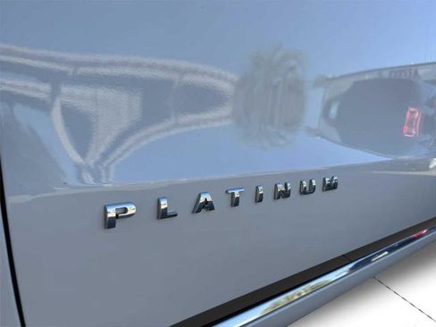 Used 2024 Ford Expedition Platinum RWD image 16