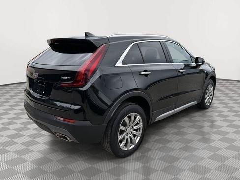 Used 2023 Cadillac XT4 Premium Luxury w/ Cold Weather Package AWD/4WD image 5