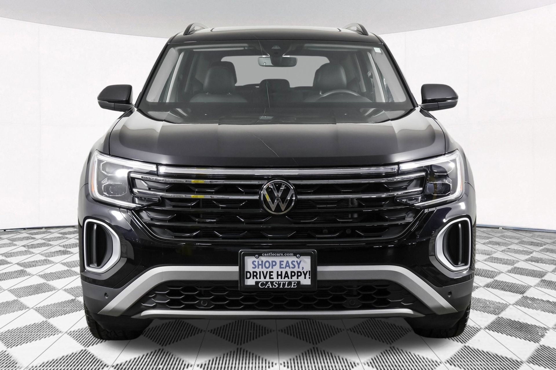 Used 2025 Volkswagen Atlas Peak Edition SE AWD/4WD image 12