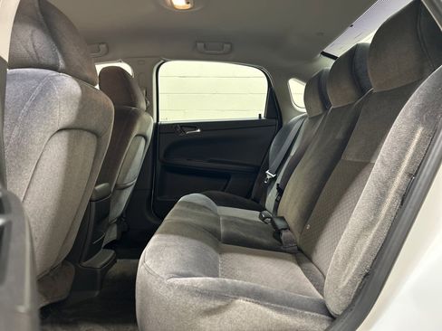 Used 2011 Chevrolet Impala LT image 8