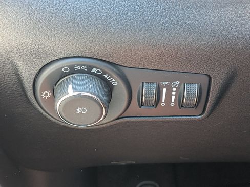 Used 2024 Jeep Compass Limited AWD/4WD image 16