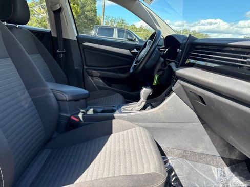 Used 2025 Volkswagen Jetta S image 13