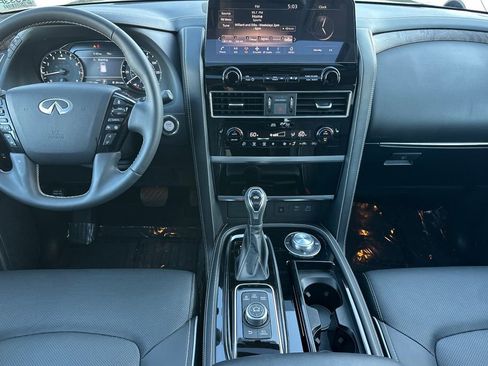 Certified 2024 INFINITI QX80 Premium Select w/ Cargo Package image 12
