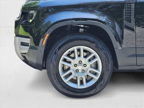 New 2025 Land Rover Defender 110 S image 10