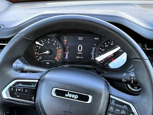 Certified 2023 Jeep Compass Limited image 14