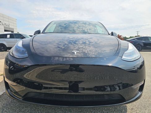 Used 2023 Tesla Model Y Performance AWD/4WD image 8