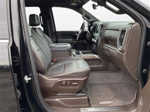 Used 2021 GMC Sierra 3500 Denali w/ Denali Ultimate Package image 15