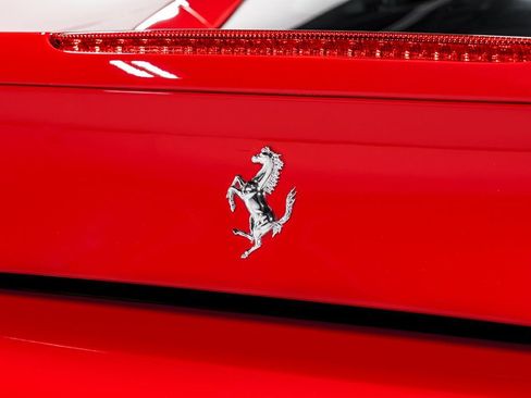 Used 2018 Ferrari 488 GTB image 47