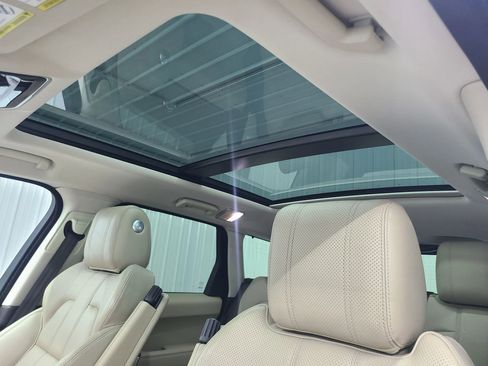 Used 2016 Land Rover Range Rover Sport Supercharged image 19