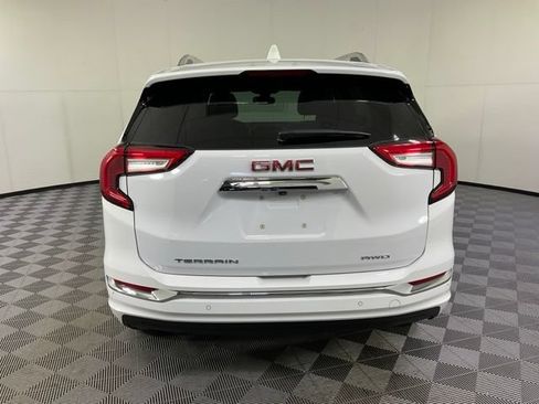 Used 2023 GMC Terrain Denali w/ LPO, Floor Liner Package AWD/4WD image 5