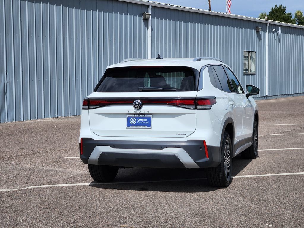 Certified 2025 Volkswagen Tiguan S AWD/4WD image 5