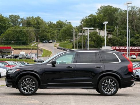 Used 2018 Volvo XC90 T6 Momentum w/ Convenience Package AWD/4WD image 5