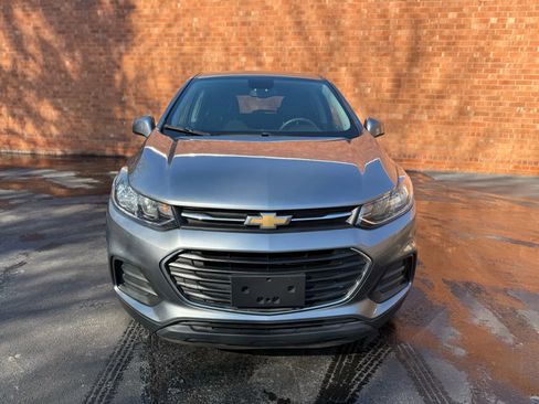 Used 2020 Chevrolet Trax LS w/ Tint and Cruise Package image 11