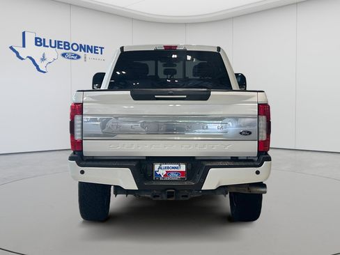 Used 2017 Ford F250 Platinum w/ Platinum Ultimate Package AWD/4WD image 6