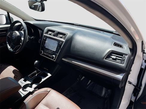 Used 2019 Subaru Outback 3.6R Touring w/ Popular Package #3A image 31