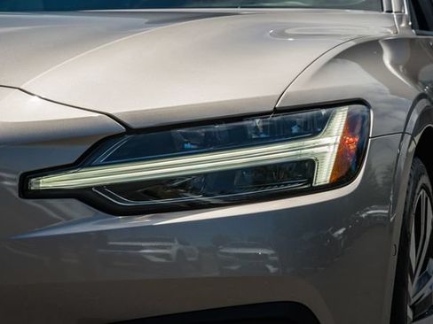 Certified 2023 Volvo S60 B5 Ultimate AWD/4WD image 13